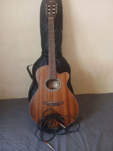 Violão Hofma HMN 288 + capa acolchoada + cabo