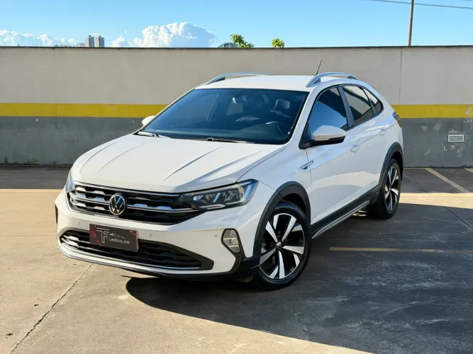 Volkswagen Nivus Highline 1.0 200 TSI Flex AUT 2021