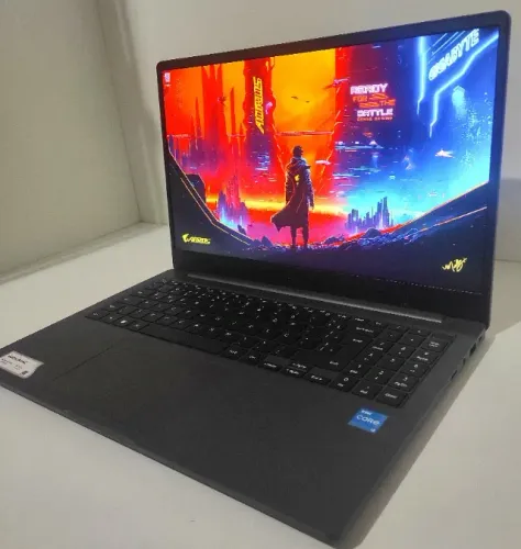 Notebook Samsung Galaxy Book2 i5-1235U 880GB Tela IPS