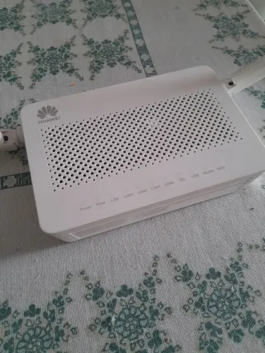 Modem HUAWEI usado ok