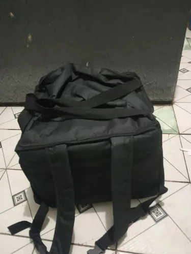 Vendo esse bag em ótimo estado de conservação