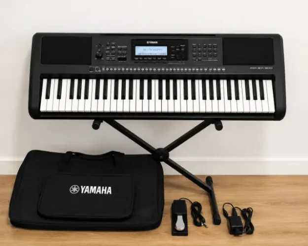 Teclado Yamaha PSR-EW300 76 Teclas + Capa + Suporte + Pedal - Completo