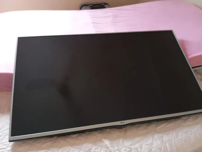 TV LCD LG