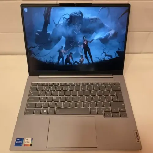 Notebook Lenovo i7 13th - 8Gb Ram - Intel Iris Xe - SSD