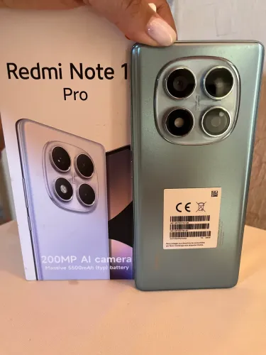 Celular poucos meses de uso