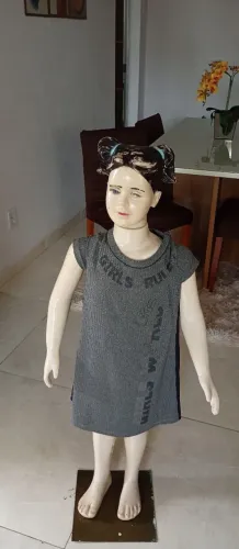 Maniquim feminino infantil