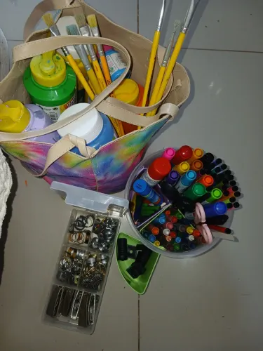 Material de artesanato escolar mais bolsa