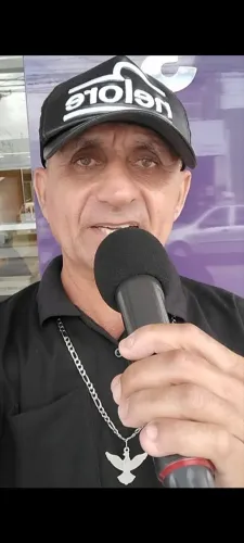 LOCUTOR