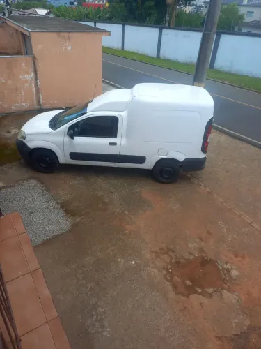 Fiorino disponível para frete e agregar em empresa