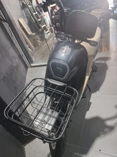 Bicicleta Elétrica HAO Lee 1000W 32KM/H<br><br>Capacidade 180Kg Preta Bivolt