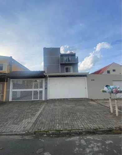 Sobrado em condomínio fechado