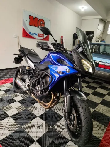 MT -09