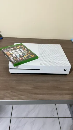 xbox one 2019 usado, em perfeitas condições!