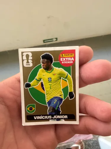 Figurinha Vini jr Gold