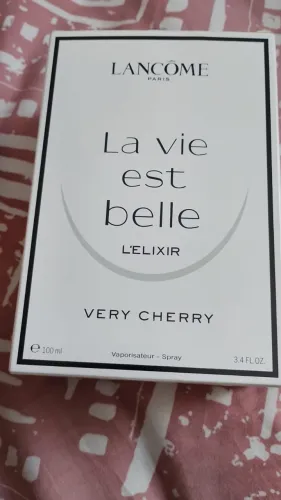 La vie est belle l?elixir very cherry 100mL