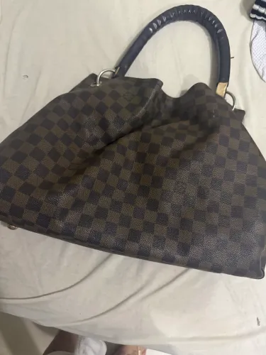 Bolsa Louis Vuitton, 1 linha.