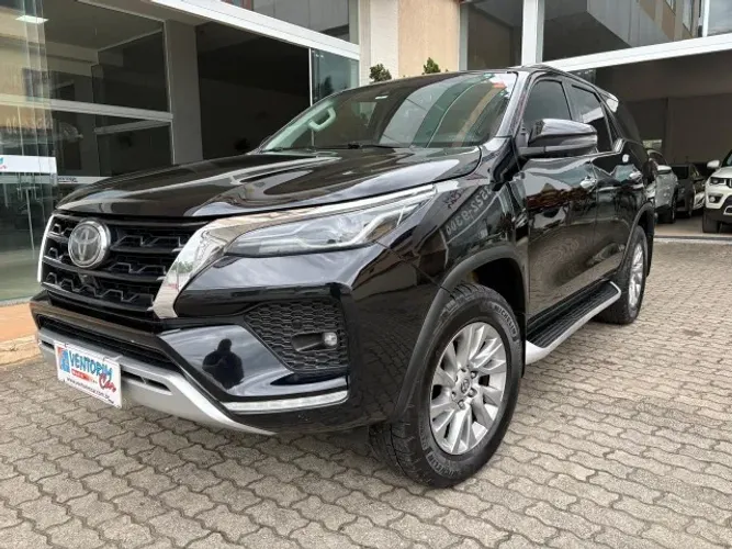 Toyota Hilux SW4 SRX 4X4 2.8 TDI 16V Dies. Aut. 2022