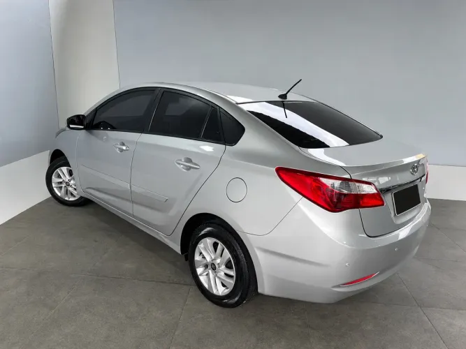 Hyundai HB20S C.plus/c.style 1.6 Flex 16V Mec.4p 2015