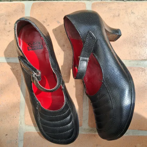 Sapato boneca preto