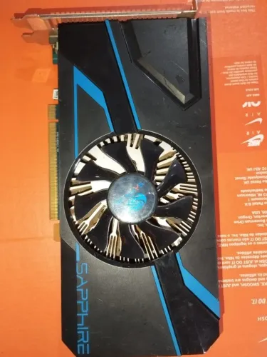 Placa de vídeo AMD HD Radeon 7770 1Gb