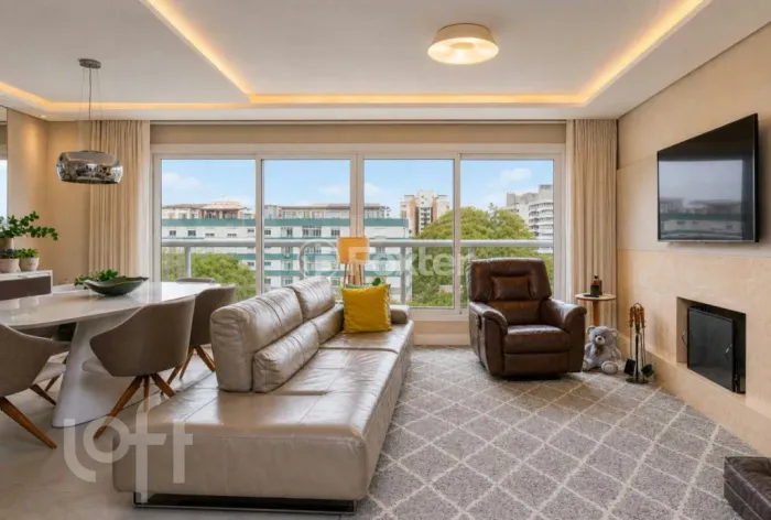 Apartamento à venda Rua Abrahão Melnick, Rio Branco - Porto Alegre