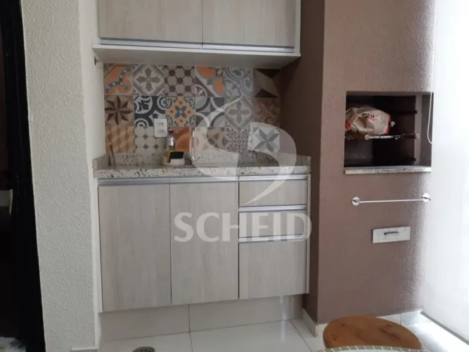 Cobertura de 175 m2 com 2 dormitórios, 1 suíte e 2 vagas de garagem
