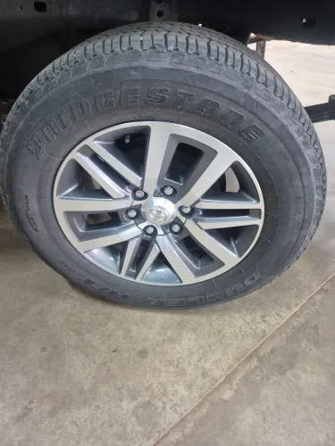 Pneu 265/60 R18 Bridgestone