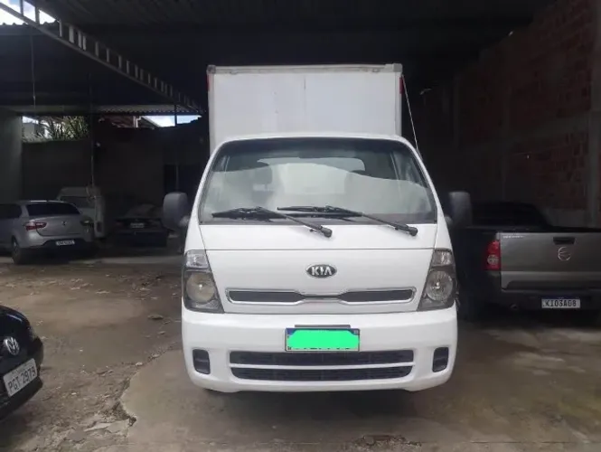 KIA BONGO 2014 PRONTA PARA TRABALHAR