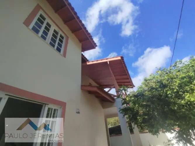 Casa em Cacupé, Florianópolis: 230m², 4 dormitórios, 1 suíte, 2 banheiros. Aluguel por R$ 