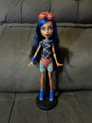 Robecca Steam Básica com Fashion Pack Monster High