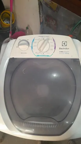 Máquina de lavar roupas Electrolux 8kg