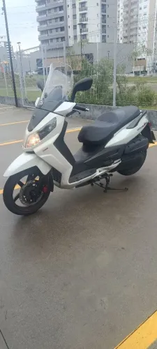 Citycom 300i S 2019 , ABS nas duas rodas.