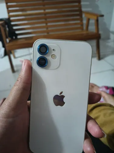 iPhone 12