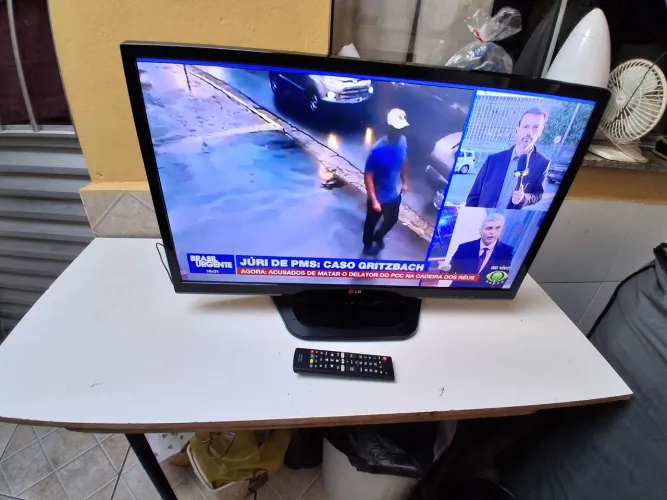 Vendo tv monitor 28 polegadas lg em ótimo estado