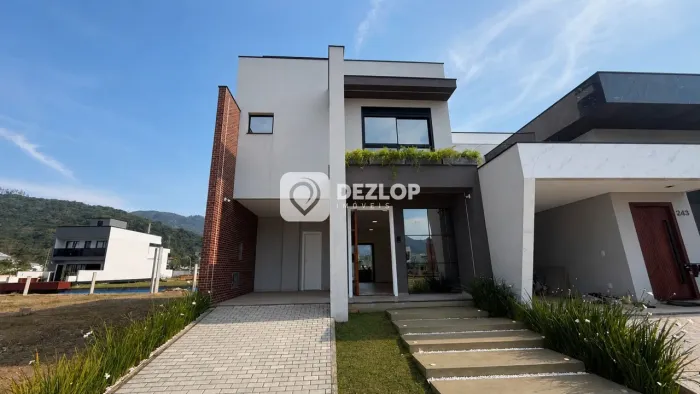 Casa à venda em Deltaville, Biguaçu - SC