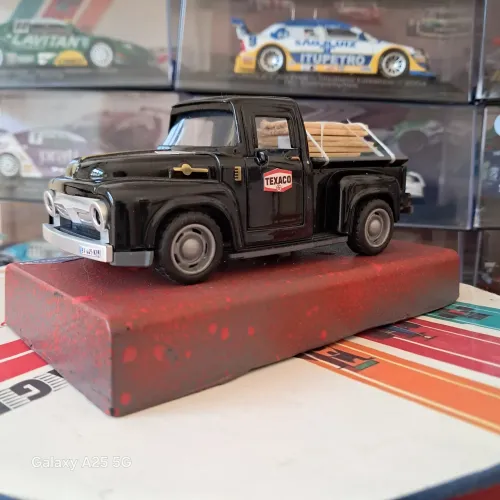 Miniaturas escalas 1:43