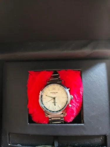 Vendo relógio mont blanc seminovo ... acompanhar caixa