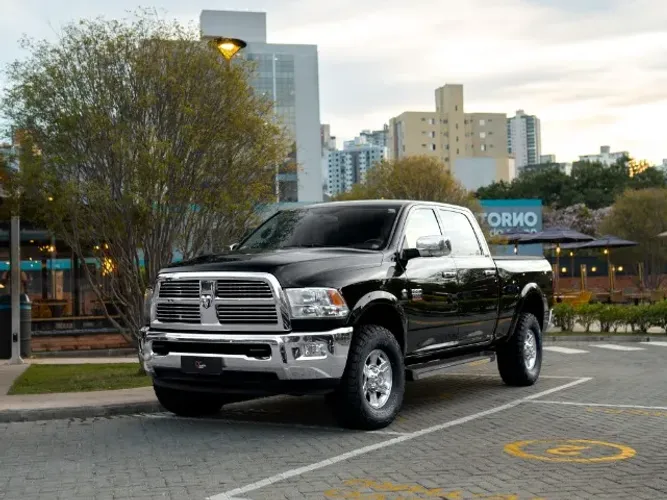 Ram 2500 Laramie 6.7 TDI CD 4X4 Diesel 2012