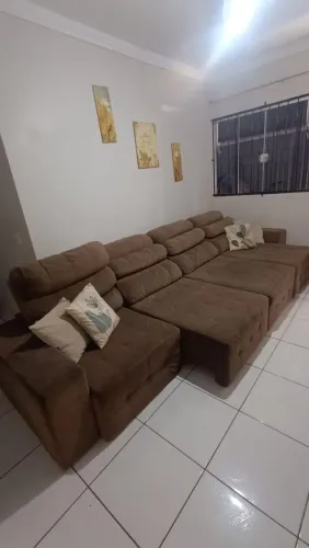 Sofá retrátil inclinável