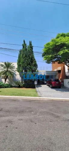 CASA EM CONDOMÍNIO - ALPHAVILLE 9 - SP