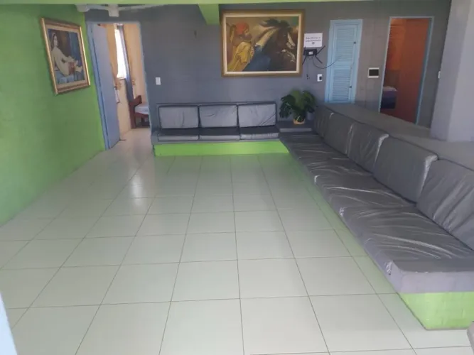Duplex em frente a praia mais informações *81