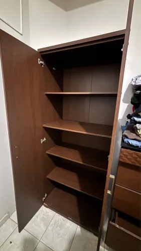 Armário Multiuso 2 Portas com Prateleiras
