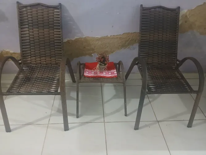 Conjunto de 4 cadeira pra vender com urgência