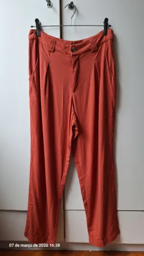 Calça alfaiataria com linho, nova, Carmel.