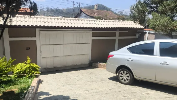 Casa para Locação em Cajamar, Centro, 5 dormitórios, 1 suíte, 2 banheiros, 5 vagas