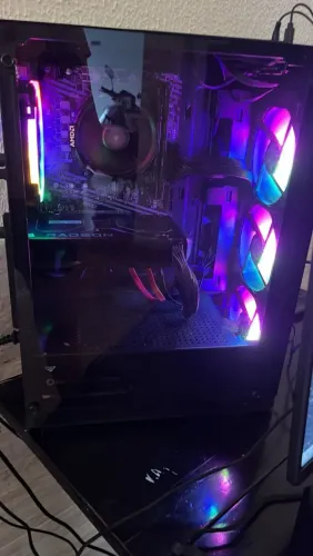 PC GAMER RYZEN 5 5500, RX 7600 8GB, 16GB RAM