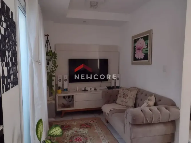 Casa em Rua Monteiro Lobato - Vila Santos - Caçapava/SP