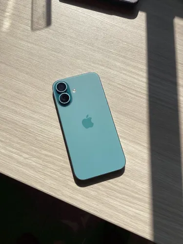 Iphone 16 256Gb - Verde Água