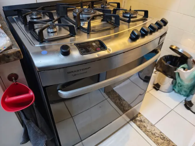 Fogão Brastemp Gourmand 5 Bicos Inox (BFS5CARNNA) c/ Painel Digital