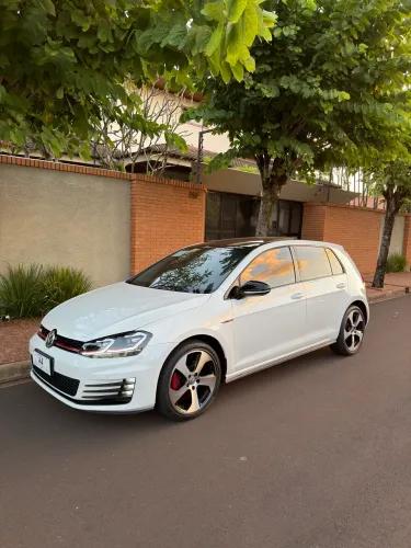 Volkswagen Golf GTI 2.0 TSI 220cv Aut. 2017